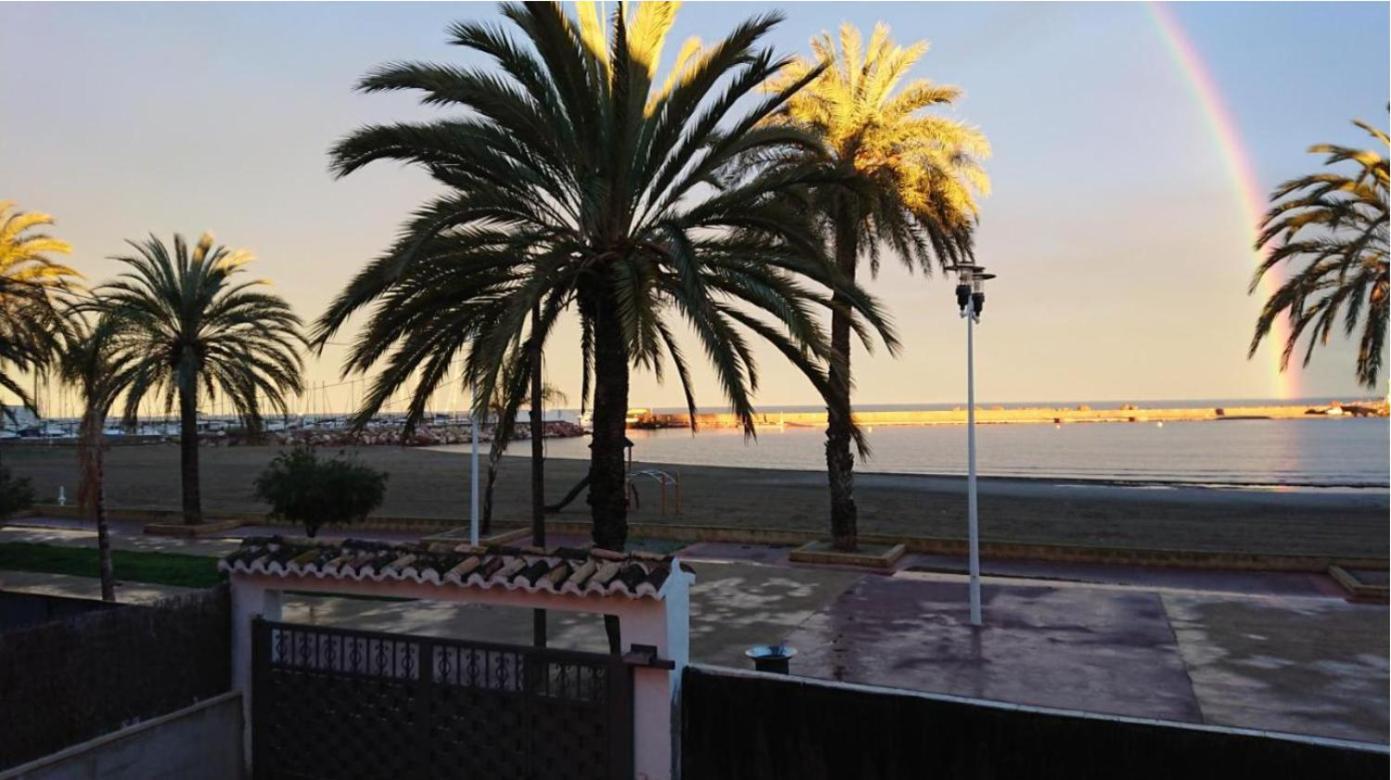 Beachfront Vila Valencia Kültér fotó